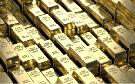 Gold prices setting records
